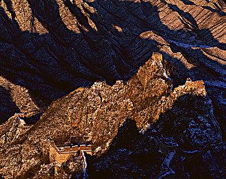 《如龙8》游戏宣传片 游戏支持中文配音